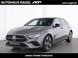 Grau Gebraucht 2024 Mercedes A200 Progressive Limousine | 28.798 € (Fairer Preis)