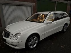 Weiß Gebraucht 2007 Mercedes E320 Avantgarde Kombi | 8.980 € (Teuer)