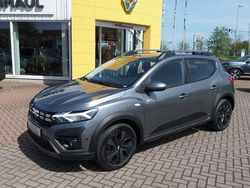 Dolomitgrau Gebraucht 2025 Dacia Sandero Expression Kleinwagen | 19.991 € (Fairer Preis)