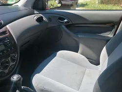 Silber Gebraucht 1999 Ford Focus Ghia Limousine | 900 € (Superpreis)