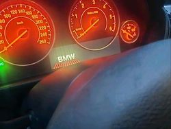 Schwarz Gebraucht 2012 BMW 320 M Sport Kombi | 8.200 €