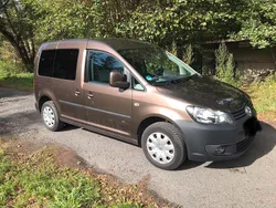 Braun Gebraucht 2011 VW Caddy Van / Kleinbus | 9.900 € (Etwas zu teuer)