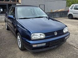 Blau Gebraucht 1996 VW Golf Cabriolet Cabrio | 7.900 €
