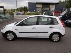 Gebraucht 2006 Ford Fiesta Limousine | 2.500 €