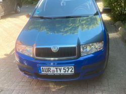 Blau Gebraucht 2005 Skoda Fabia Classic Kleinwagen | 999 € (Fairer Preis)