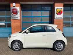Weiß Gebraucht 2023 Fiat 500e | 24.300 € (Etwas zu teuer)