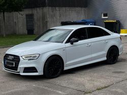 Weiß Gebraucht 2017 Audi A3 Ambiente Limousine | 13.950 € (Fairer Preis)