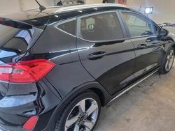Schwarz Gebraucht 2018 Ford Fiesta Active Kleinwagen | 11.990 € (Fairer Preis)
