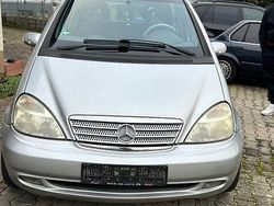 Grau Gebraucht 2003 Mercedes A210 Van / Kleinbus | 1.299 € (Guter Preis)