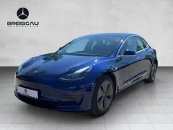 Blau Gebraucht 2020 Tesla Model 3 Standard Range Plus Limousine | 22.490 € (Guter Preis)