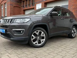 Grau Gebraucht 2019 Jeep Compass Longitude SUV | 14.800 € (Fairer Preis)