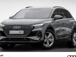 Grau Gebraucht 2024 Audi Q4 e-tron Sport SUV | 50.880 € (Teuer)