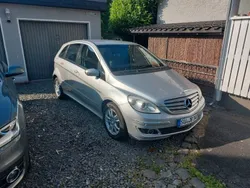 Silber Gebraucht 2007 Mercedes B200 Van / Kleinbus | 5.650 € (Etwas zu teuer)