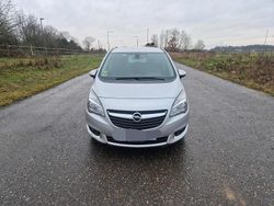 Silber Gebraucht 2017 Opel Meriva Van / Kleinbus | 4.299 € (Superpreis)