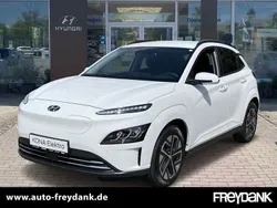 Serenity white Gebraucht 2023 Hyundai Kona Advantage SUV | 22.899 € (Guter Preis)