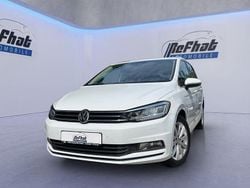 Weiß Gebraucht 2016 VW Touran Highline Van / Kleinbus | 14.950 € (Guter Preis)
