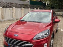 Rot Gebraucht 2023 Ford Kuga Titanium SUV | 26.900 € (Guter Preis)