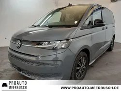 Grau Gebraucht 2024 VW T7 Life Van | 47.900 € (Superpreis)