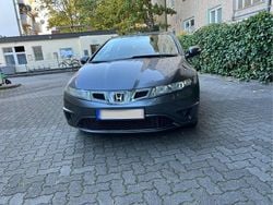 Grau Gebraucht 2009 Honda Civic Comfort Limousine | 4.900 € (Fairer Preis)