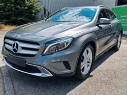 Grau Gebraucht 2014 Mercedes GLA200 SUV | 18.500 € (Fairer Preis)