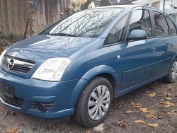 Blau Gebraucht 2006 Opel Meriva Edition Van / Kleinbus | 2.890 € (Etwas zu teuer)