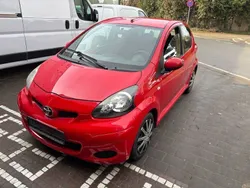 Rot Gebraucht 2010 Toyota Aygo Cool Kleinwagen | 2.490 € (Fairer Preis)