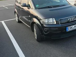 Schwarz Gebraucht 2002 Audi A2 Kleinwagen | 2.000 € (Guter Preis)