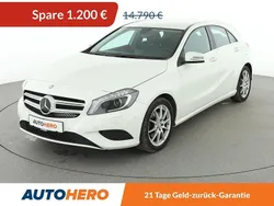 Weiß Gebraucht 2015 Mercedes A180 Style Limousine | 13.310 € (Fairer Preis)