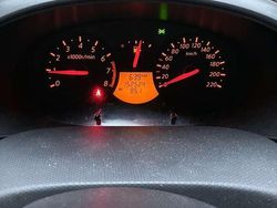 Gebraucht 2006 Nissan Micra Kleinwagen | 3.000 € (Teuer)