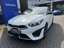 Weiß Neu 2025 Kia Ceed GT-Line Limousine | 29.470 € (Guter Preis)