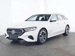 Weiss / polarweiß Gebraucht 2024 Mercedes E220 Advanced Kombi | 44.890 € (Superpreis)
