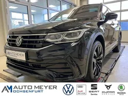 Deep black perleffekt Gebraucht 2023 VW Tiguan Allspace R-line SUV | 47.870 € (Teuer)