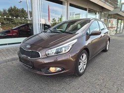 Braun Gebraucht 2012 Kia Ceed Sportswagon Edition 7 Kombi | 6.000 € (Fairer Preis)