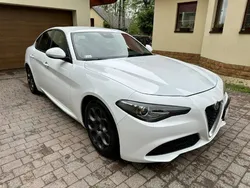 Weiß Gebraucht 2017 Alfa Romeo Giulia Limousine | 11.000 € (Superpreis)