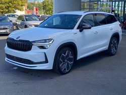 Moonweiß perleffekt Neu 2025 Skoda Kodiaq SportLine SUV | 43.315 € (Fairer Preis)