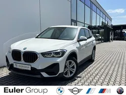 Weiss Gebraucht 2022 BMW X1 Sport Line SUV | 25.499 € (Guter Preis)