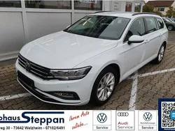 Gletscherweiss Gebraucht 2022 VW Passat Business Kombi | 25.990 € (Fairer Preis)