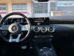 Grau Gebraucht 2019 Mercedes CLA220 AMG line Limousine | 28.999 € (Fairer Preis)