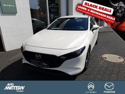 Weiß Gebraucht 2022 Mazda 3 Selection Limousine | 18.490 € (Fairer Preis)