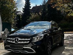 Schwarz Gebraucht 2018 Mercedes GLA200 SUV | 20.490 € (Fairer Preis)
