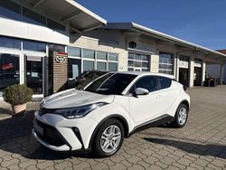 Schneeweiß Gebraucht 2024 Toyota C-HR+ SUV | 27.490 €