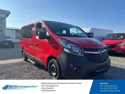 Rot Gebraucht 2015 Opel Vivaro Van | 13.488 € (Etwas zu teuer)