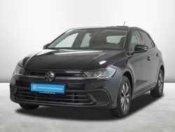 Deep black perleffekt Gebraucht 2024 VW Polo Move Kleinwagen | 24.184 € (Fairer Preis)
