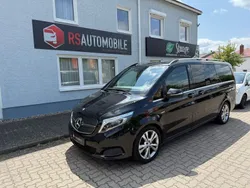 Schwarz Gebraucht 2016 Mercedes V250 Avantgarde Van / Kleinbus | 36.999 € (Etwas zu teuer)