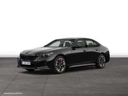 Black sapphire metallic Gebraucht 2024 BMW 520 Comfort Edition Limousine | 56.814 € (Fairer Preis)