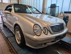 Silber Gebraucht 2003 Mercedes CLK200 Avantgarde Cabrio | 4.500 € (Guter Preis)