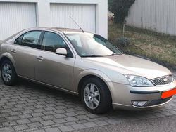 Gebraucht 2005 Ford Mondeo Ghia Limousine | 2.600 €