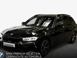 Saphirschwarz metallic Gebraucht 2024 BMW 318 Performance Kombi | 39.790 € (Teuer)