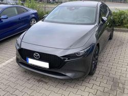 Grau Gebraucht 2021 Mazda 3 Selection Limousine | 28.000 € (Teuer)