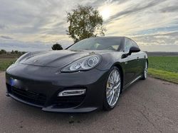 Grau Gebraucht 2010 Porsche Panamera Turbo Limousine | 27.900 € (Guter Preis)